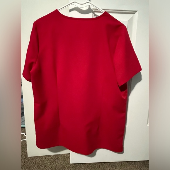 Figs Two Pocket Womans Scrub Top - Picture 2 of 3